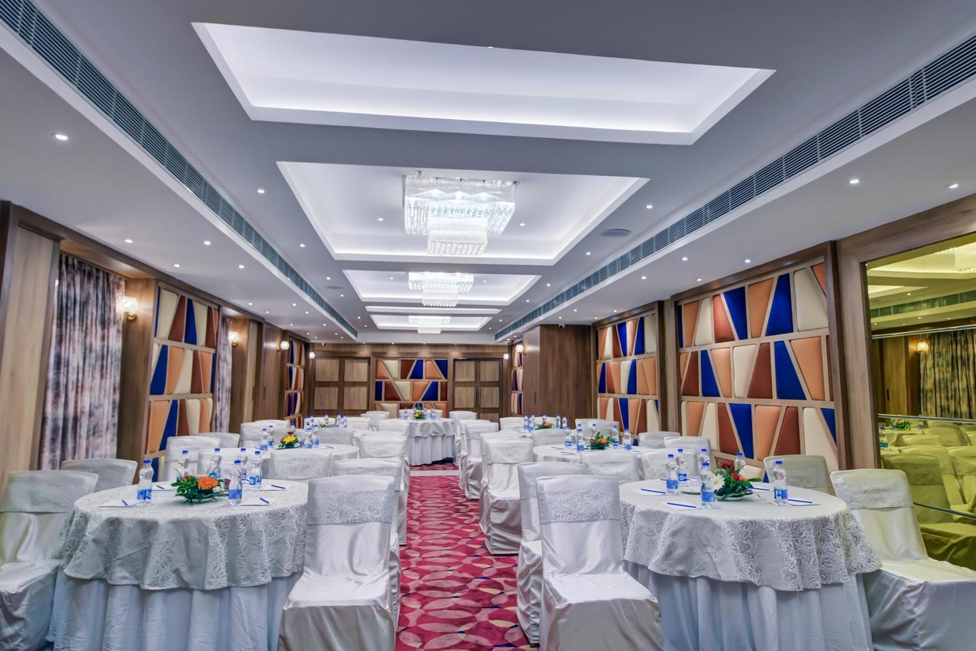 בובנשוואר Cozzet Victoria Hotel מראה חיצוני תמונה