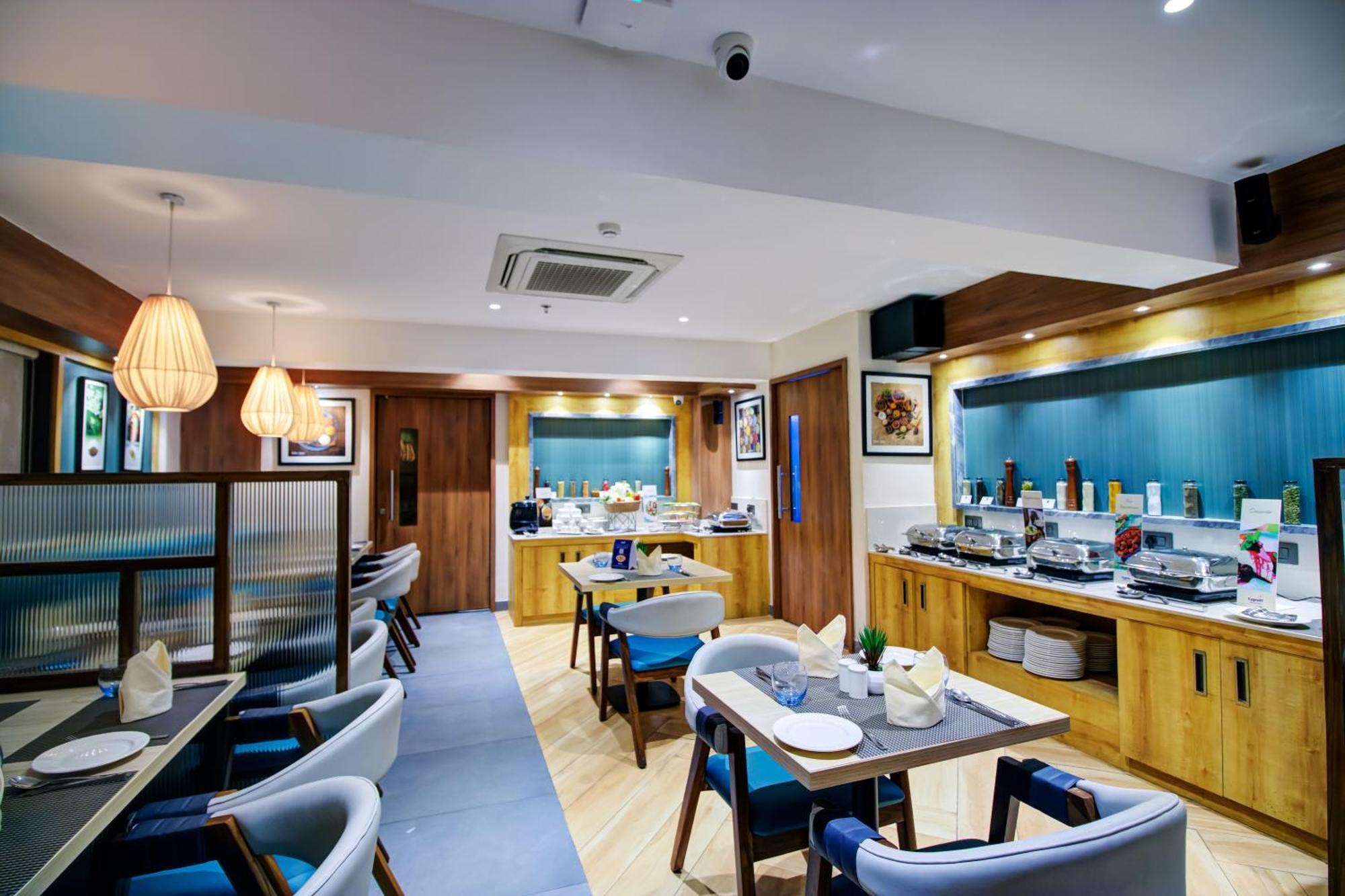 בובנשוואר Cozzet Victoria Hotel מראה חיצוני תמונה