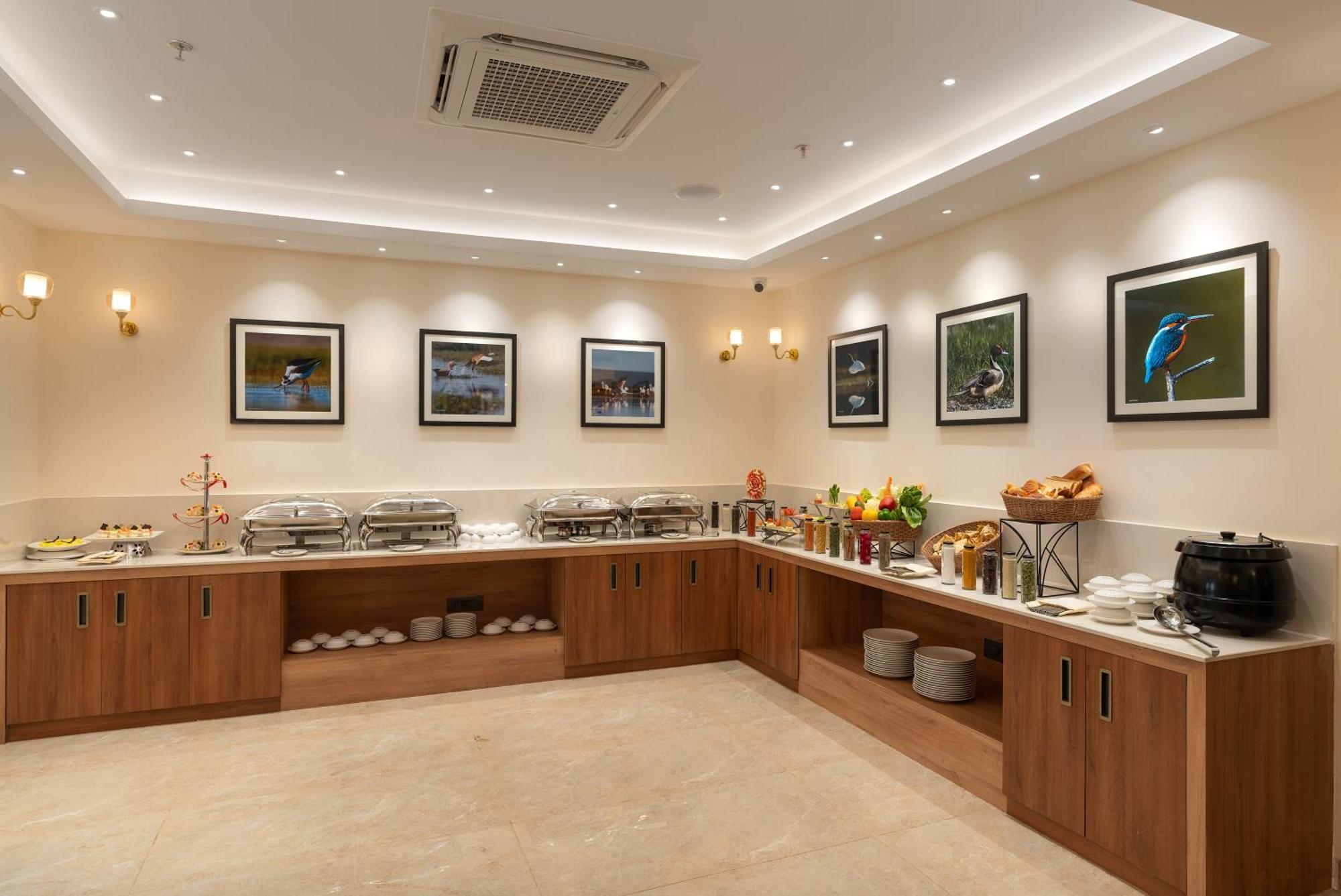 בובנשוואר Cozzet Victoria Hotel מראה חיצוני תמונה